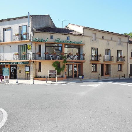 Hotel Restaurant Henry Puy-lʼÉvêque Екстериор снимка
